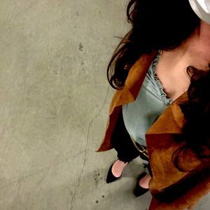 Meet your Posher, Jolie